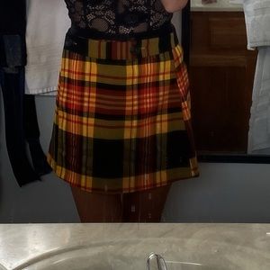 plaid skirt :)